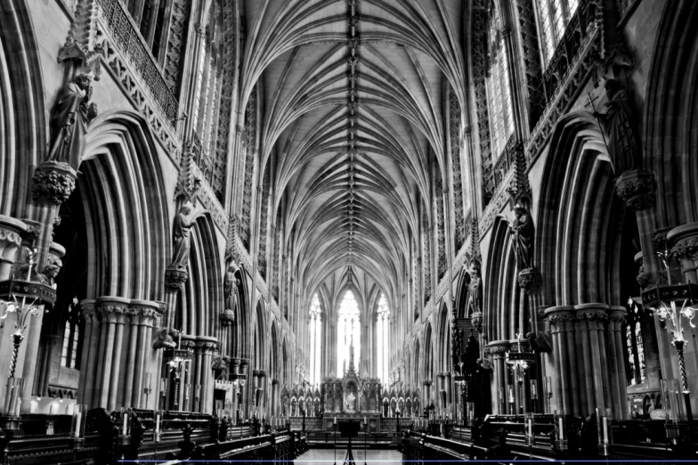 http://fc07.deviantart.net/fs71/f/2013/191/9/7/lichfield_cathedral_by_kippa2001-d56h5xr.jpg