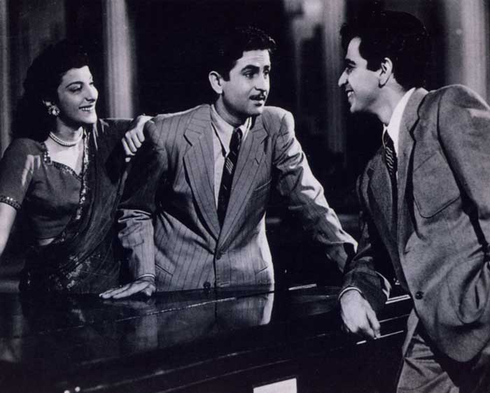 G:\pix\projects\iranzamin\modern\Nargis,_Raj_Kapoor_and_Dilip_Kumar_in_scene_from_Andaz.jpg