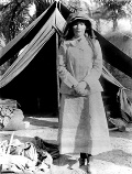 G:\pix\projects\west\BellK_218_Gertrude_Bell_in_Iraq_in_1909_age_41.jpg