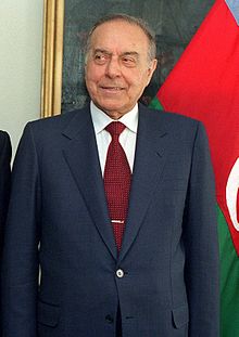 Heydar Aliyev 1997.jpg