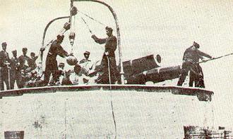 https://upload.wikimedia.org/wikipedia/commons/1/15/Callaogunners.JPG