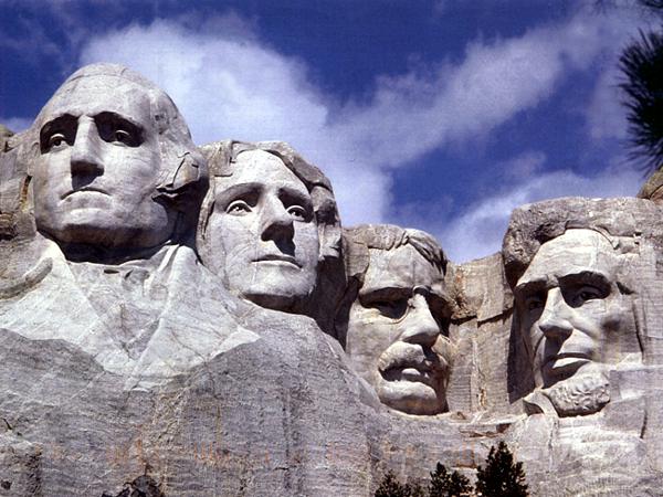 https://upload.wikimedia.org/wikipedia/commons/1/1f/Mountrushmore.jpg