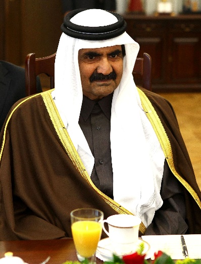 https://upload.wikimedia.org/wikipedia/commons/4/4e/Hamad_bin_Khalifa_Al_Thani_Senate_of_Poland.jpg