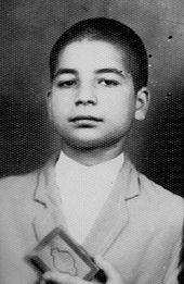 https://upload.wikimedia.org/wikipedia/commons/thumb/c/cb/Hassan_Rouhani_childhood.jpg/170px-Hassan_Rouhani_childhood.jpg