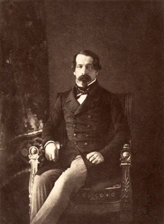 https://upload.wikimedia.org/wikipedia/commons/thumb/d/db/Gustave_Le_Gray%2C_Louis-Napol%C3%A9on%2C_Prince-President_of_the_Republic%2C_1852.jpg/800px-Gustave_Le_Gray%2C_Louis-Napol%C3%A9on%2C_Prince-President_of_the_Republic%2C_1852.jpg