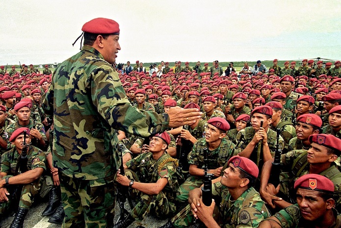 https://upload.wikimedia.org/wikipedia/commons/thumb/2/29/Hugo_Chavez-_Vargas_1999.jpg/1024px-Hugo_Chavez-_Vargas_1999.jpg