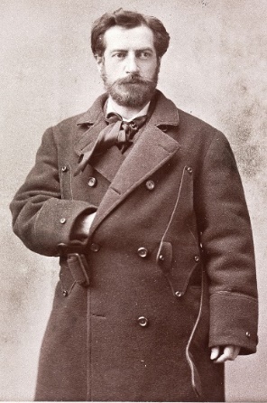 https://upload.wikimedia.org/wikipedia/commons/thumb/6/61/Frederic_Auguste_Bartholdi_crop.jpg/800px-Frederic_Auguste_Bartholdi_crop.jpg