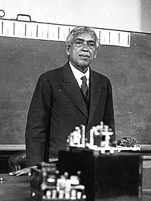 Jagadish Chandra Bose 1926.jpg