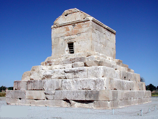 01-07-30-4394-iran-persia-pasargad-06401