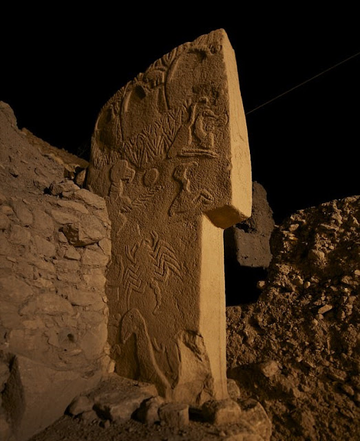 Carvings on stone pillars at GÈbekli Tepe show comet hit Earth 13,000 years ago, says new study