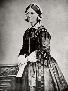 Florence Nightingale three quarter length.jpg