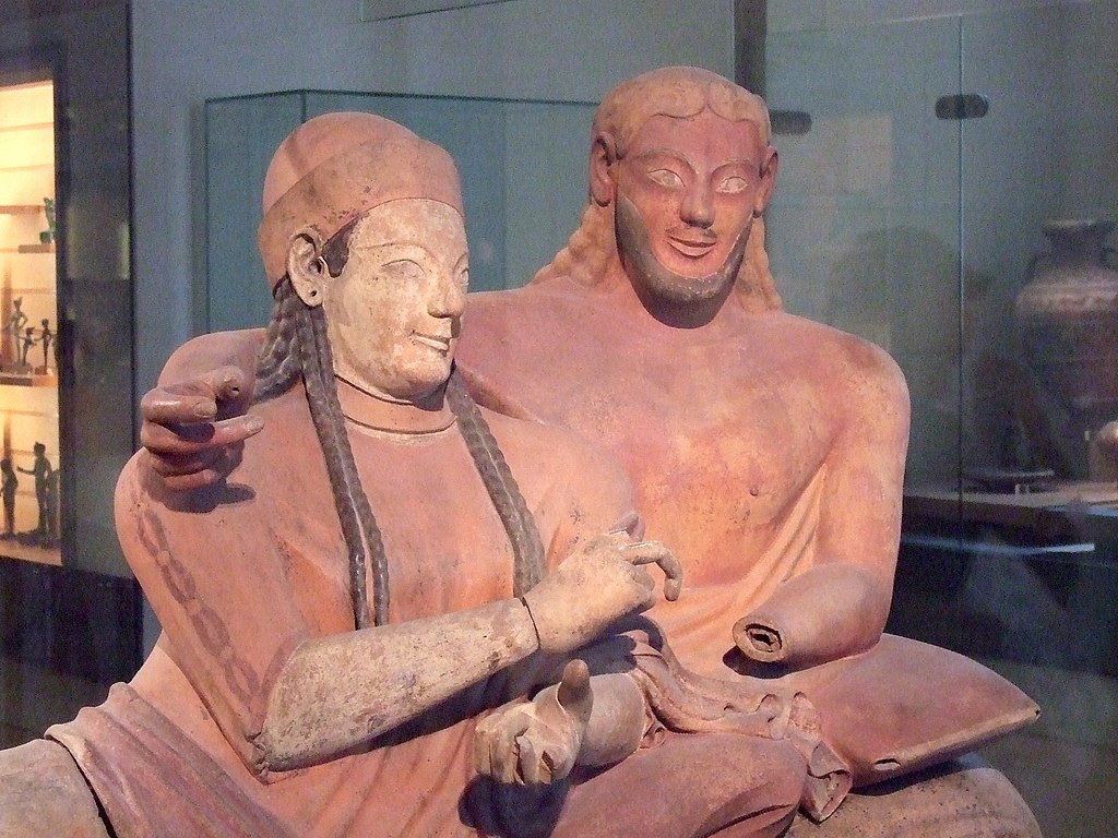 G:\pix\520 اتروسکی Paris_-_Louvre_-_Sarcophage.jpg