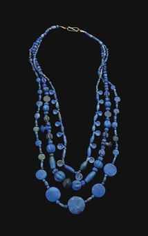 G:\pix\projects\iranzamin\3000-1200\-1500 A WESTERN ASIATIC LAPIS LAZULI BEAD NECKLACE ... late 3rd-early 2nd millenium BC.jpg