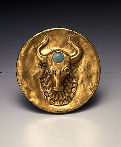 G:\pix\projects\iranzamin\3000-1200\-2000 موزه میهو Gold with turquoise inlay, 3rd-2nd millennium B.C.E., western central Asia D. 8 cm..jpg