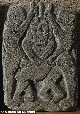 G:\pix\projects\iranzamin\3000-1200\-2100 relief Gilgamesh and Enkidu Humbaba. discovered Syria 1944.jpg