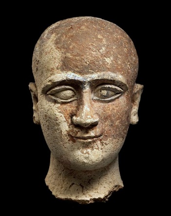 G:\pix\projects\iranzamin\3000-1200\-2100 SUMERIAN - HEAD OF A PRIEST. TERRACOTTA WITH RED BROWN PIGMENT - 3rd dynasty of Ur, 2100-1900 BC.jpg