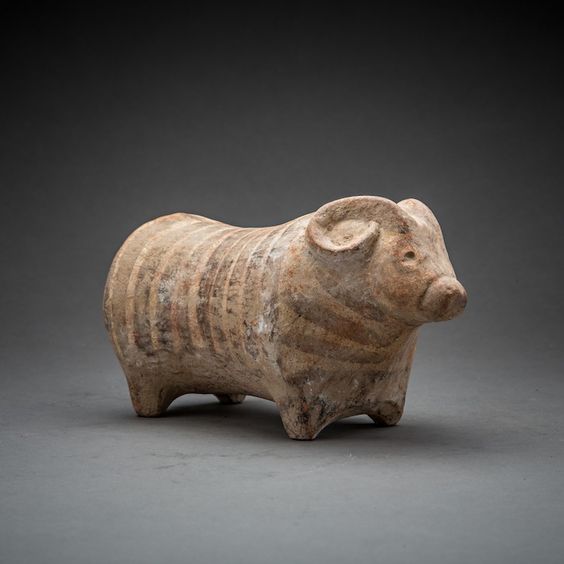 G:\pix\projects\iranzamin\3000-1200\-2300 Indus Valley Terracotta Ram - Afghanistan Circa 2300 BC to 1900 BC.jpg