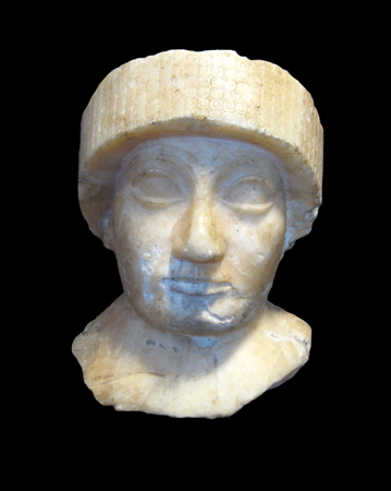 G:\pix\projects\iranzamin\3000-1200\-2300 white alabaster statue that could either be a priest or the priest king, Gudea of Lagash.gif