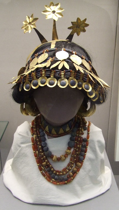 G:\pix\projects\iranzamin\3000-1200\-2500 Detail of a headdress. Not only did Queen Pu-abi's attendants ۴۵.jpg