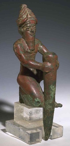 G:\pix\projects\iranzamin\3000-1200\-2500 Figurine de fondation d’Ur-Ba’u Dieu enfonçant un clou.jpg