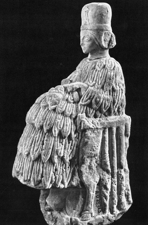 G:\pix\projects\iranzamin\3000-1200\-2500 Mari, Upper Mesopotamia, Praying Queen, ca 2470 BC.jpg