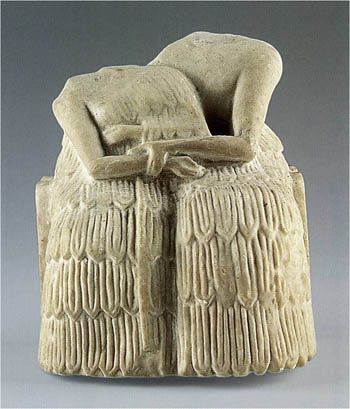 G:\pix\projects\iranzamin\3000-1200\-2500 Seated couple (h 12.8cms) on a bench, gypsum, from Mari, 2550-2250.jpg