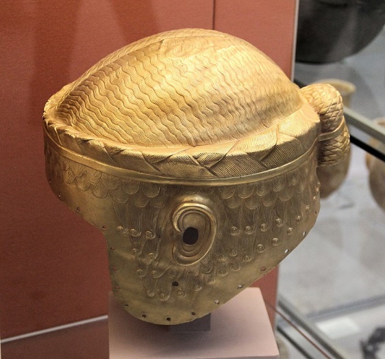 G:\pix\projects\iranzamin\3000-1200\-2550 Meskalamdug_helmet_British_Museum_electrotype_copy_original_is_in_the_Iraq_Museum,_Bagdad.jpg