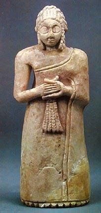 G:\pix\projects\iranzamin\3000-1200\-2750 Khafaje 2750 B.C. woman.jpg