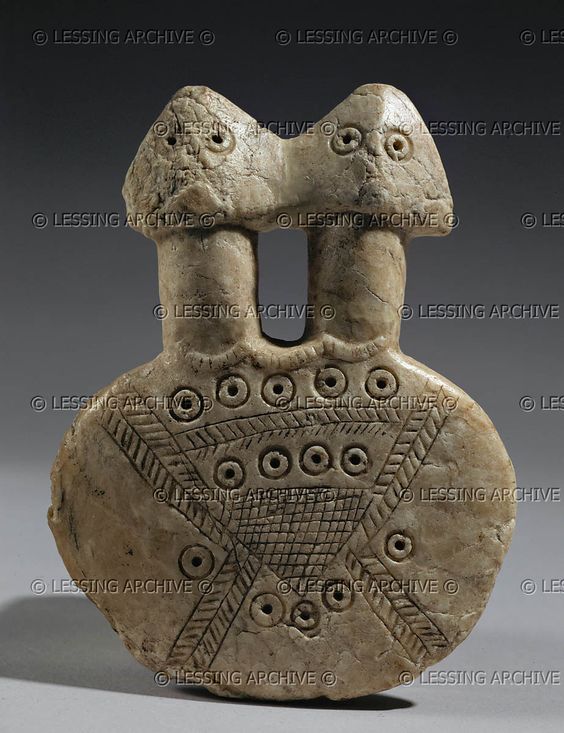 G:\pix\projects\iranzamin\3000-1200\-2900 wo-headed female idol, Cappadocia, late 3rd mill. BCE.jpg