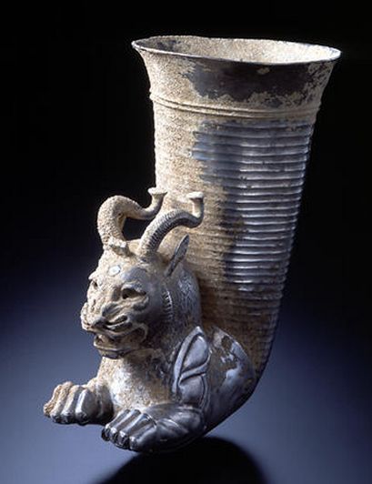 G:\pix\projects\iranzamin\achaemedian\Art\Achaemenid Silver Rhyton, 5-4 centuries BC. Miho Museum.jpg