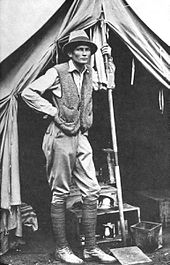 https://upload.wikimedia.org/wikipedia/commons/thumb/7/7f/Hiram_Bingham_III_at_his_tent_door_near_Machu_Picchu_in_1912.jpg/170px-Hiram_Bingham_III_at_his_tent_door_near_Machu_Picchu_in_1912.jpg