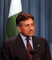 https://upload.wikimedia.org/wikipedia/commons/thumb/5/54/Pervez_Mushrraf2_crop.jpg/220px-Pervez_Mushrraf2_crop.jpg