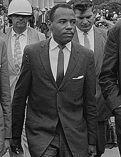 https://upload.wikimedia.org/wikipedia/commons/thumb/8/84/James_Meredith.jpg/170px-James_Meredith.jpg