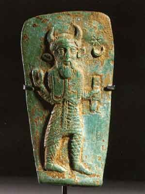 G:\pix\projects\iranzamin\3000-1200\Persian moon god bronze plaque 4thc BC..jpg