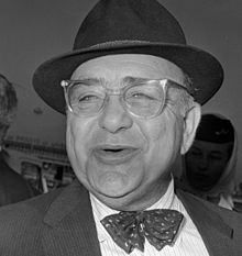 Akim Tamiroff 1964.jpg