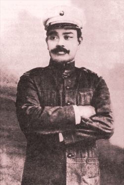 Antonio luna small.jpg