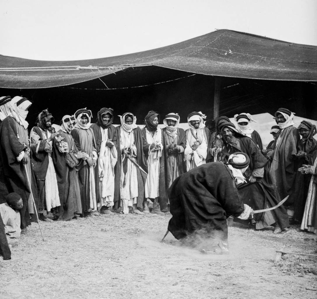 G:\pix\1898 بلببلبب American Colony Photo Department, (later the Matson Photo Service), took these pictures of Bedouins in Egypt, the Sinai, Palestine and Jerusalem.jpg