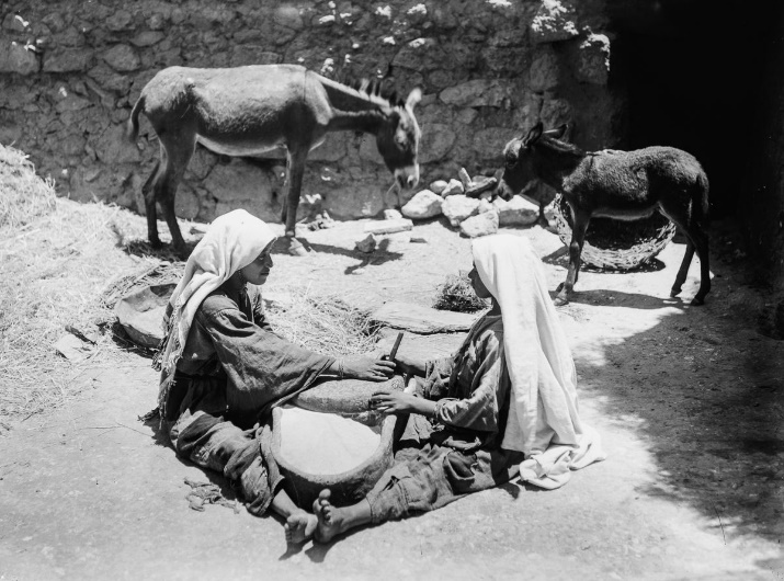 G:\pix\1898 بلب American Colony Photo Department, (later the Matson Photo Service), took these pictures of Bedouins in Egypt, the Sinai, Palestine and لJerusalem.jpg