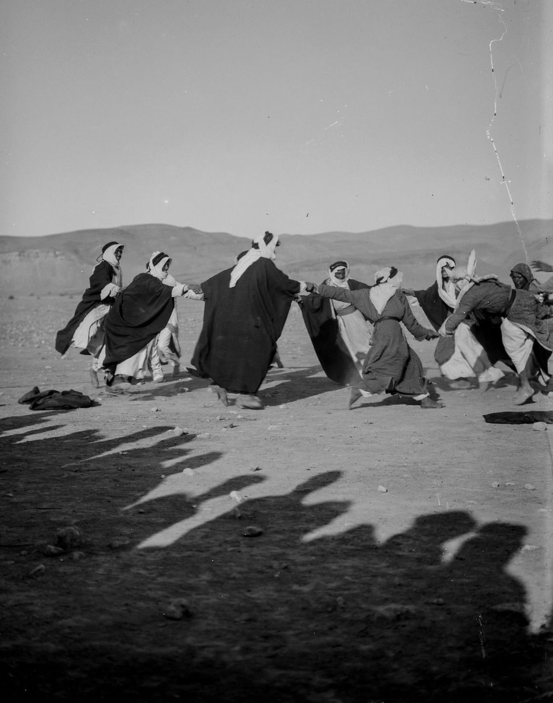 G:\pix\1898 یبیب American Colony Photo Department, (later the Matson Photo Service), took these pictures of Bedouins in Egypt, the Sinai, Palestine and Jerusalem.jpg