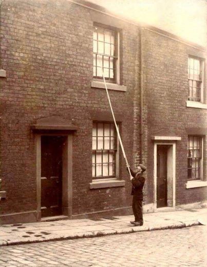 G:\pix\projects\west\sorted\1900 Before alarm clocks were affordable, 'knocker-ups' were used to wake people early in the morning. UK, c1900.jpg