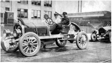 G:\pix\projects\west\sorted\1900 Louis_Chevrolet_in_Buick_ca_1900.jpg