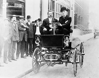 G:\pix\projects\west\sorted\1905 George_B_Selden_driving_automobile_in_1905.jpg