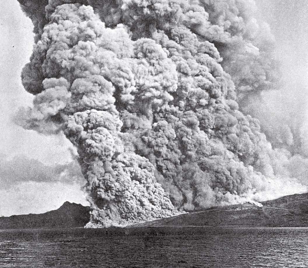 http://www.dpsninc.org/images/full_sized_images/mount-pelee-eruption2.jpg