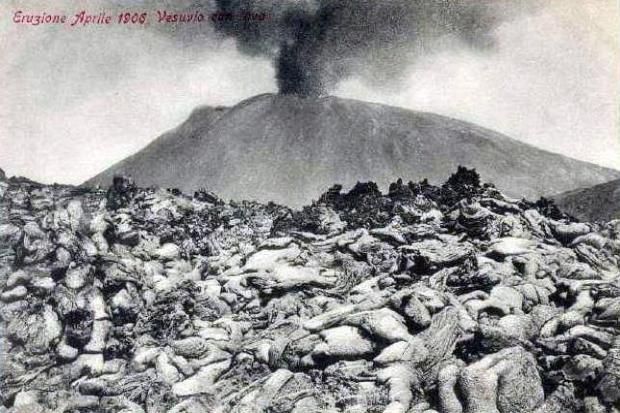 Image result for 1906 Mount Vesuvius erupts